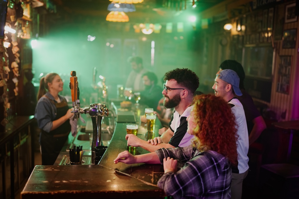 marco island nightlife pub