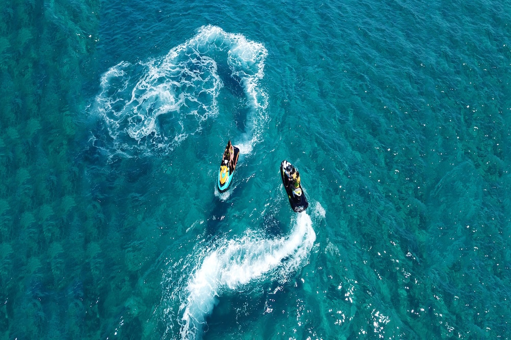 Two Jet skis riding in a circle